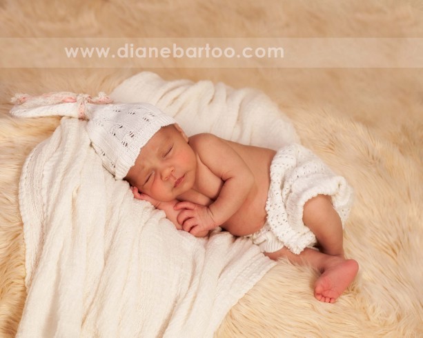 Eastvale newborn photographer