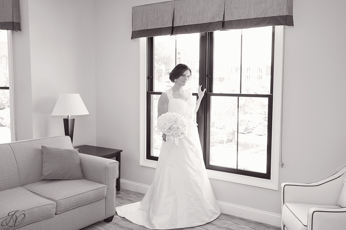 classic bridal black and white photo, jessica painter photography