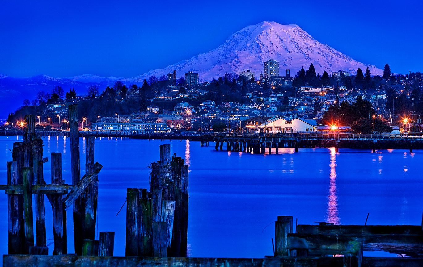 Mt. Rainier - Full Moon Rising
