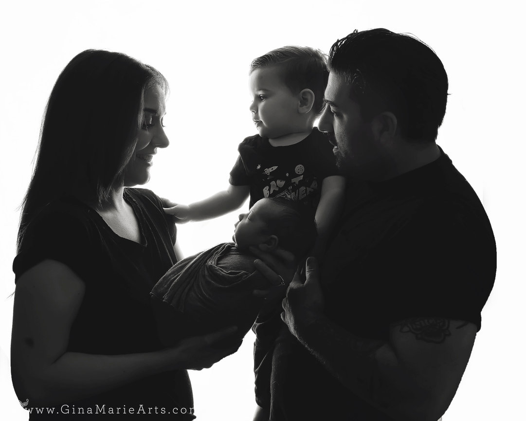 When Should You Schedule Your Maternity Photos on Long Island?