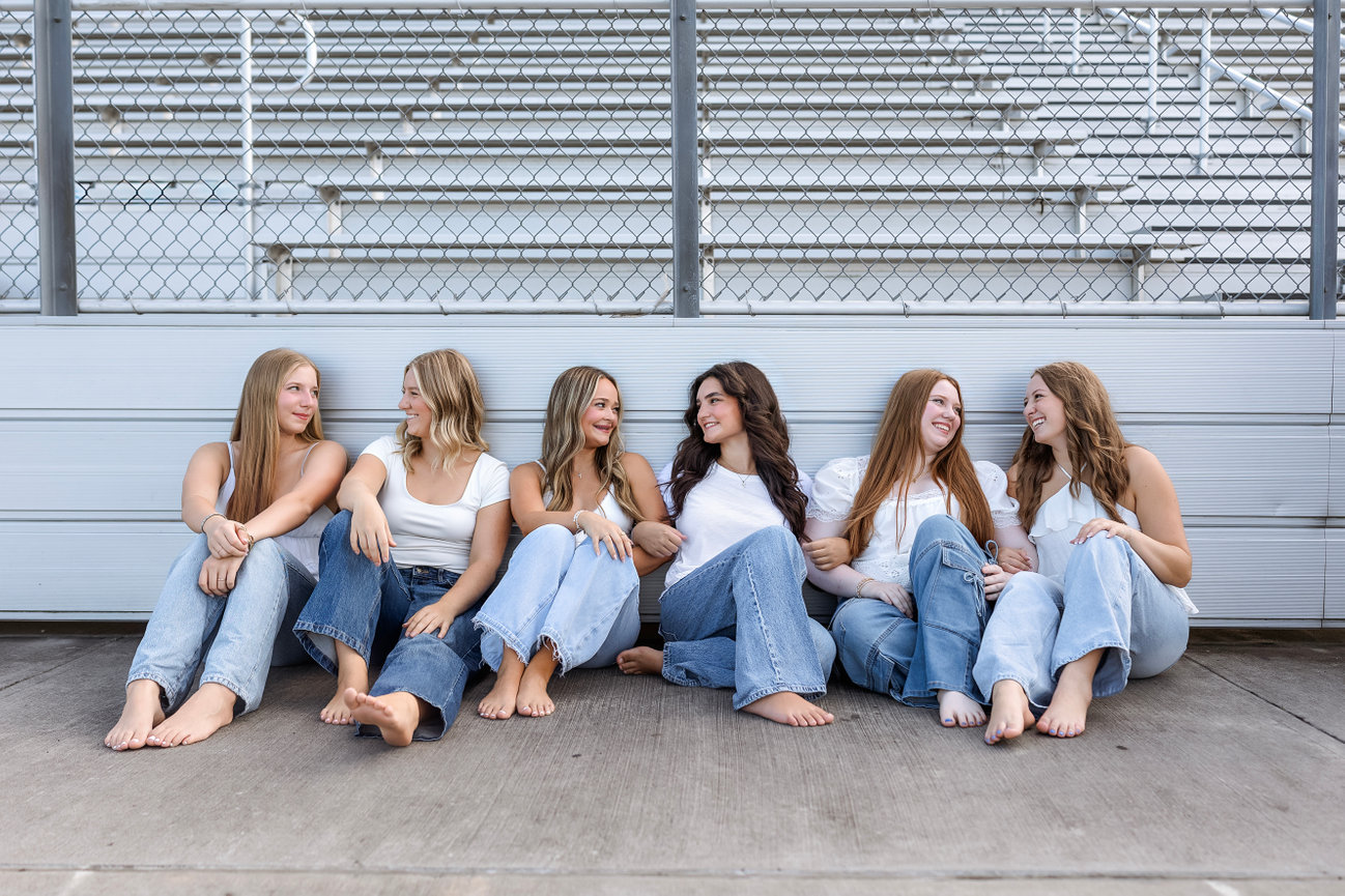 5 Reasons to Join a Senior Rep Team (And Why It’s More Than Just Photos!)