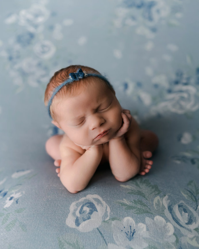 A's Newborn Session