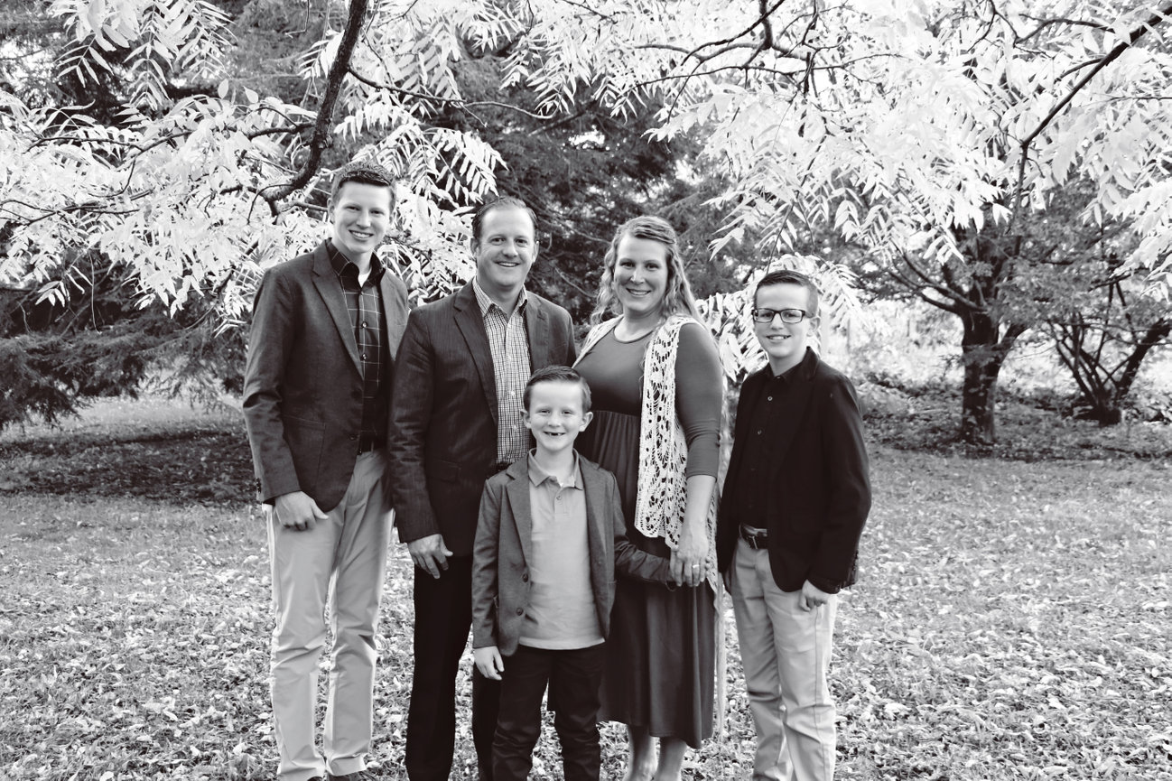 FAMILY SESSION OLD TOWN MAINE PHOTOGRAPHER