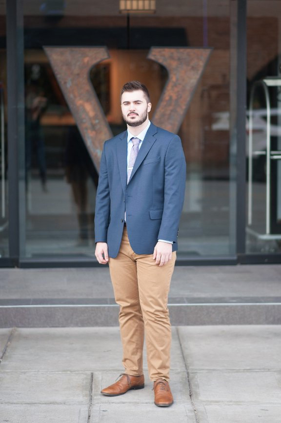 Should you do a First Look on your wedding day? Pros and cons every couple should know