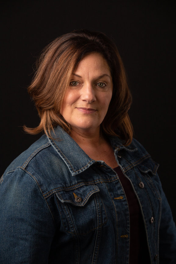 Overcoming the Fear of Getting a Professional Headshot:A Guide for Professionals and Business Owners