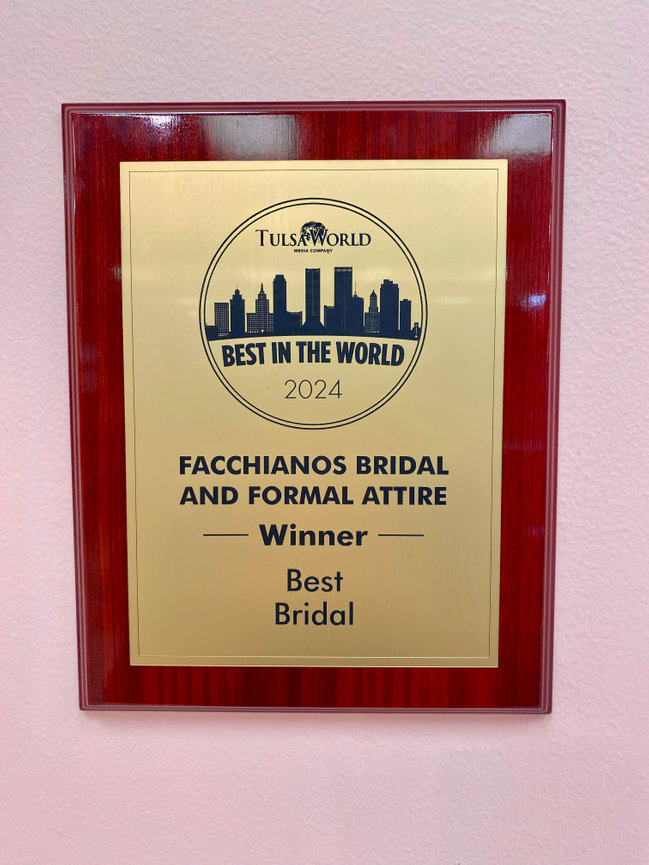 Suit Up in Style: Essential Tips for Choosing the Perfect Tuxedo Rental