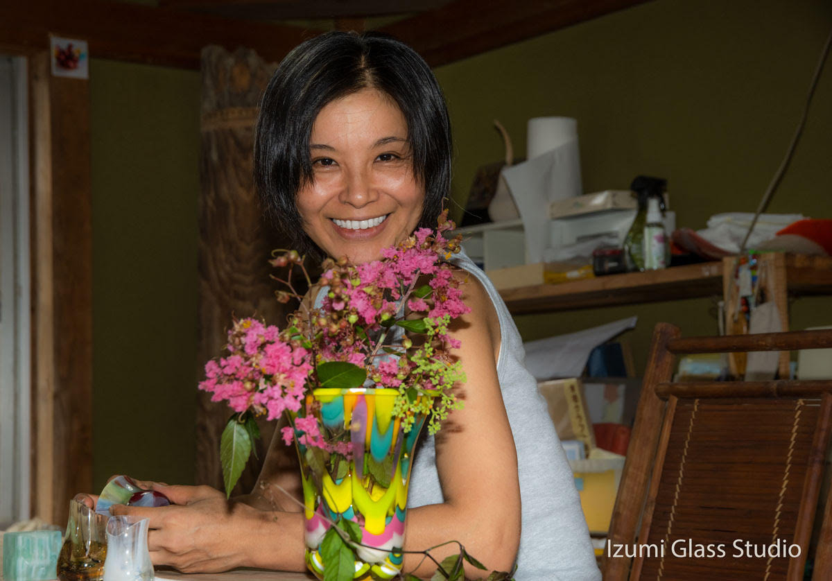 Izumi glass studio だより -自然からの色のプレゼント・サルスベリの花やヤブガラシの花の色- Gifts of Color from Nature