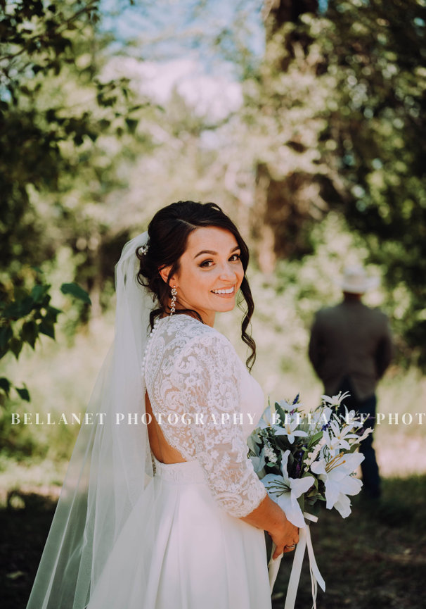 Nick and Eva Sweet Water Hollow Salmon Idaho Idaho Wedding