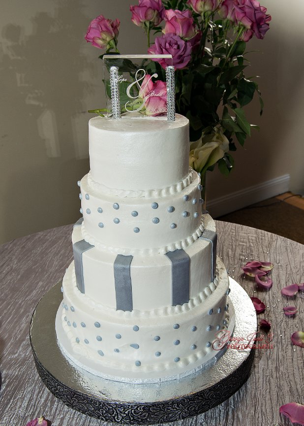 Wedding Cake Full