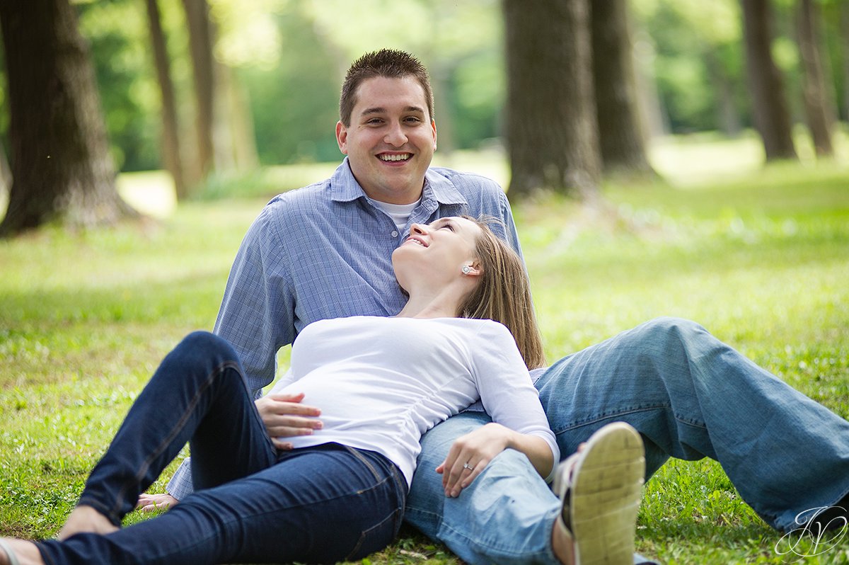 handsome father to me maternity session, albany maternity photography, albany maternity photographer, john boyd thacher state park