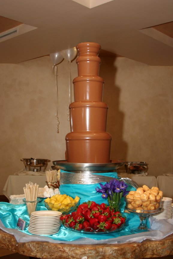 Chocolate Fountains in Sacramento, Vacaville, Bay Area, & Oakland