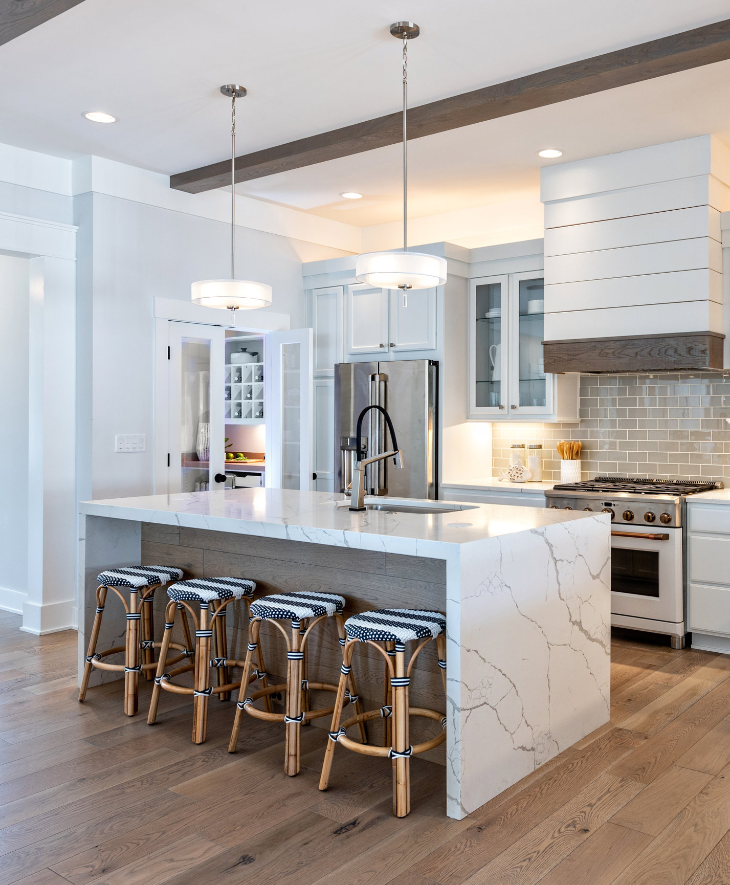 Interior Design in Coastal Virginia Glenn Bashaw Photographer