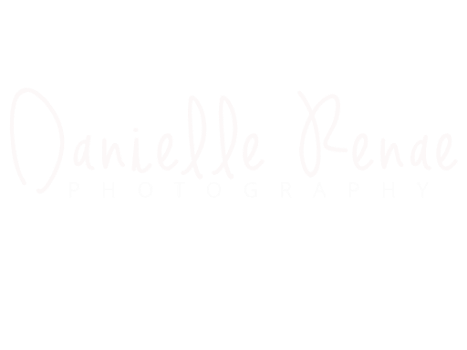 Danielle Renae Photography Logo