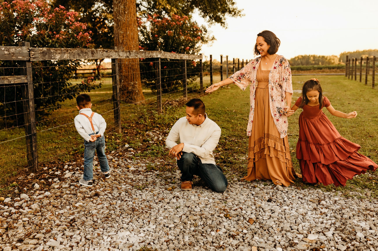 Hazel Green Farm Family Session|Huntsvilles Best Family Photographer