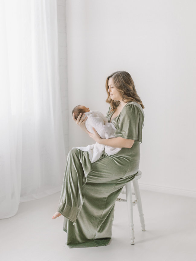 Minneapolis newborn photographer