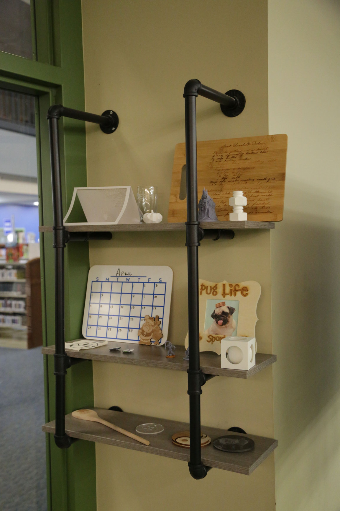 THE MAKER STUDIOS - Friends of the Delaware County District Library Inc.