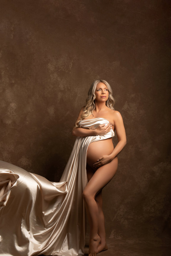 maternity photography orlando, maternity photographer in orlando, maternity portraits near me