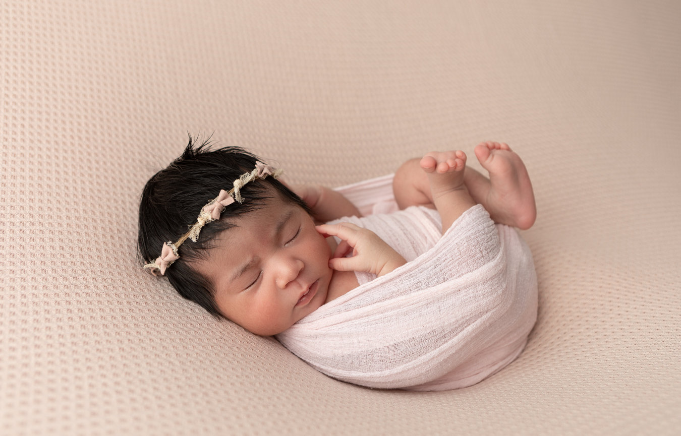 moreno valley newborn photographer, moreno valley newborn photography, moreno valley maternity photographer, photographer near moreno valley, moreno valley baby photographer,