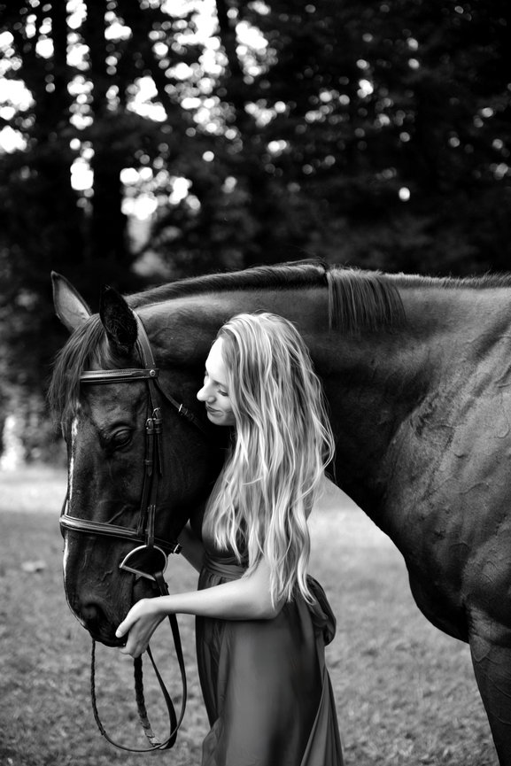April Elizabeth Photography - Senior Portraits