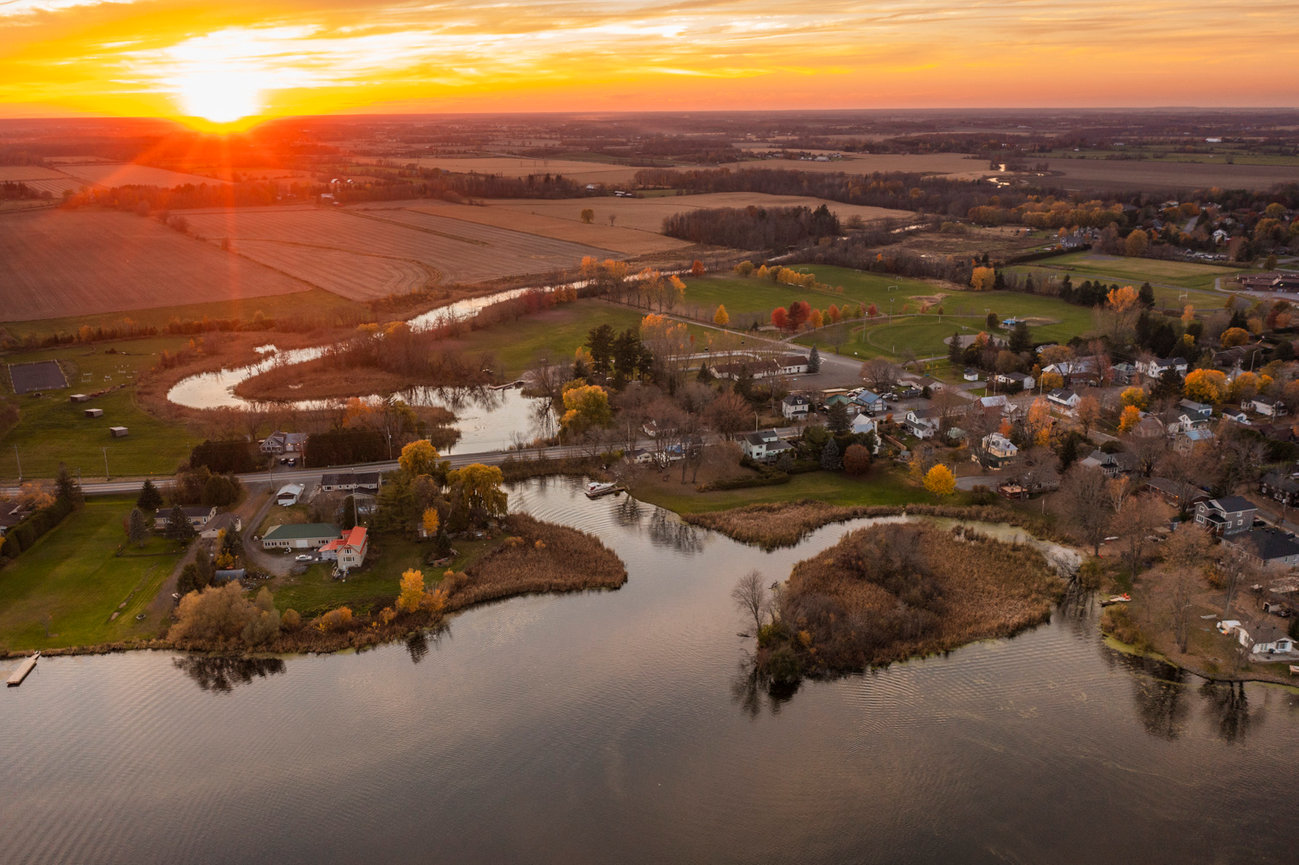 6748 Rideau Valley Drive South