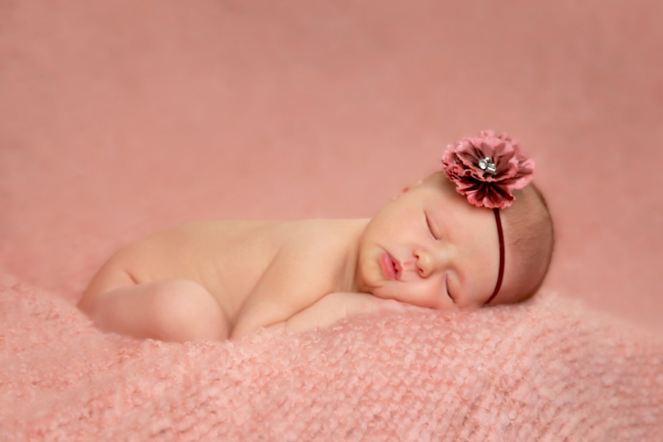 professional newborn photo