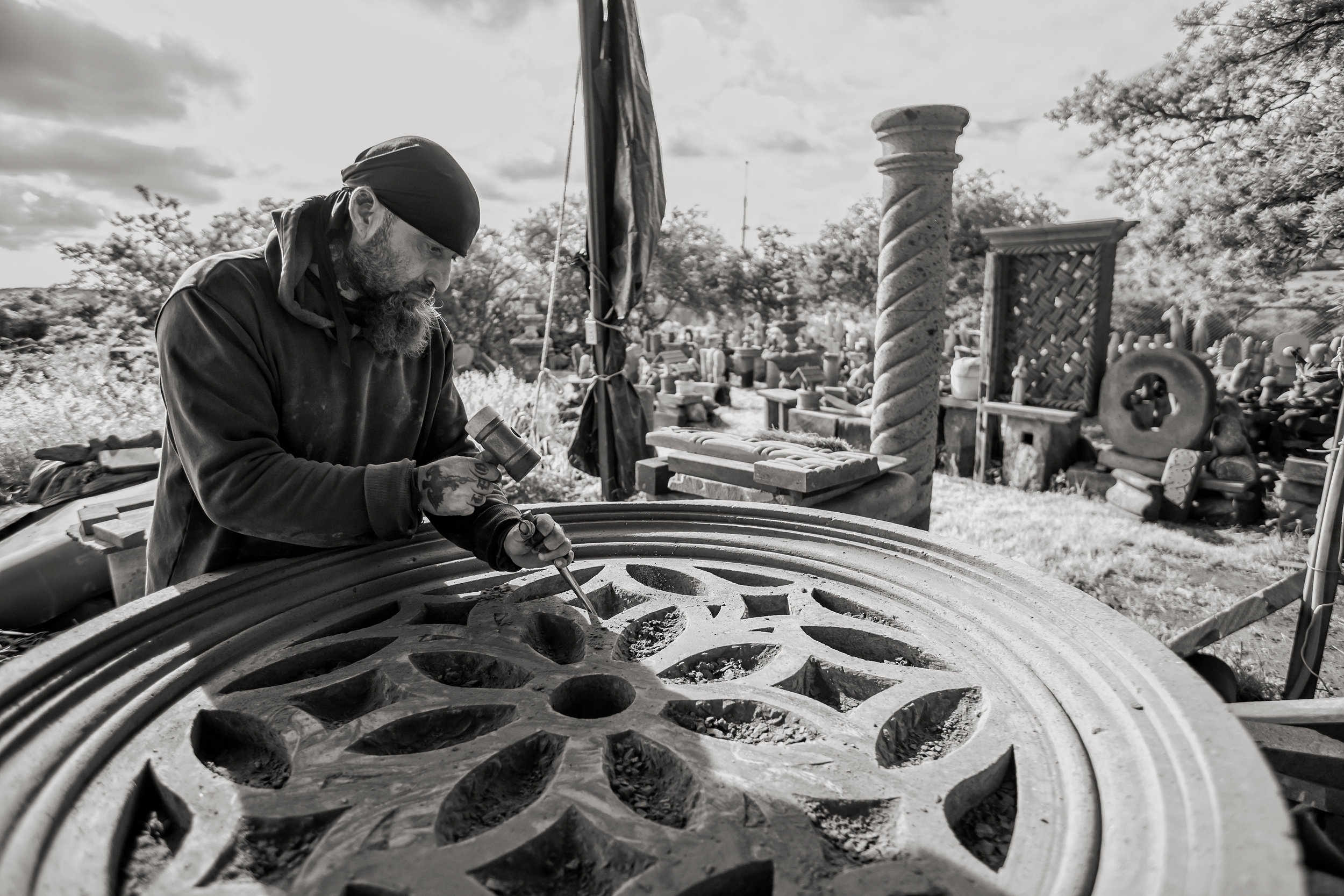 Stone Carvers of Escolasticas - Walter Hodges