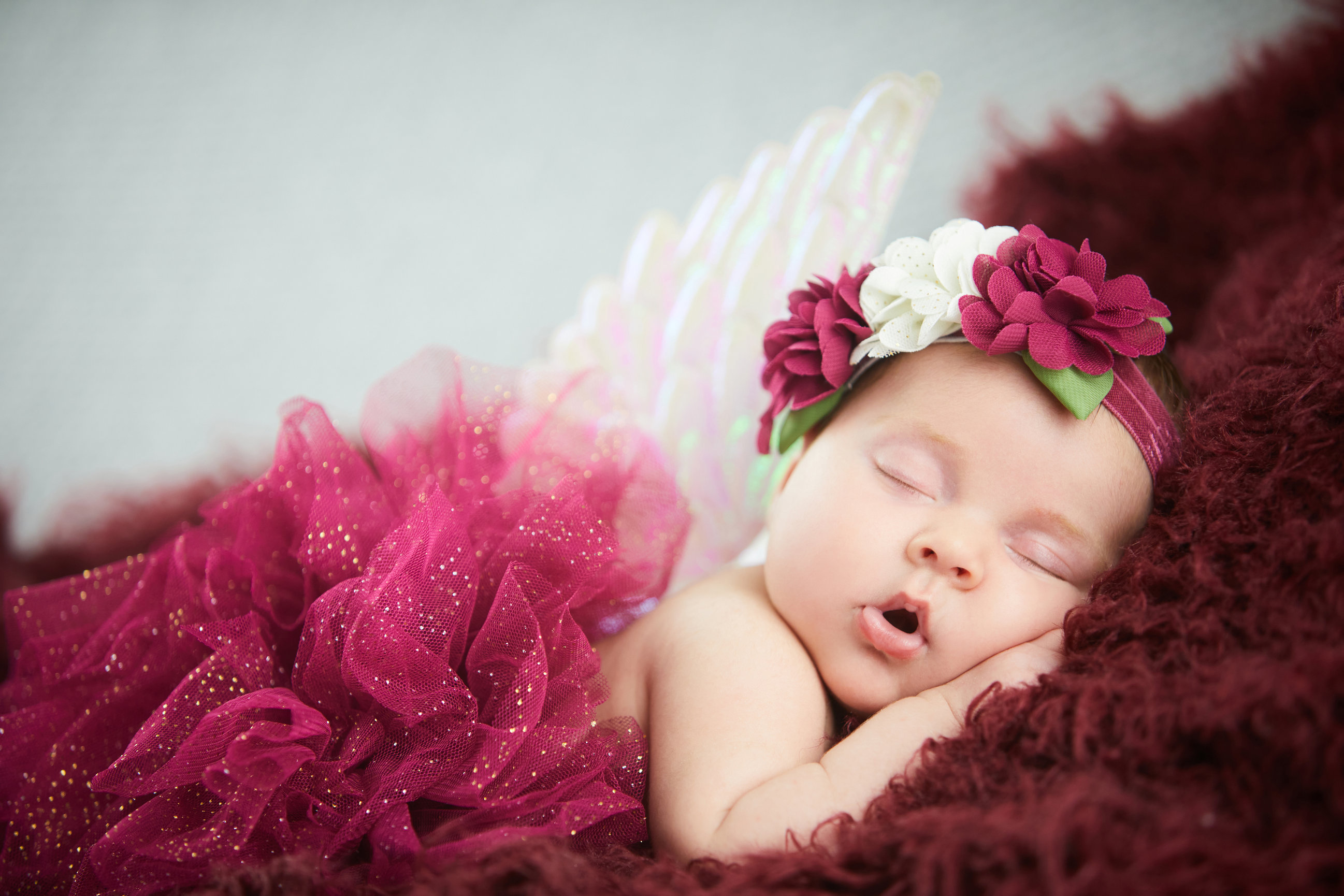 NEWBORN INVESTMENT Peters Photography